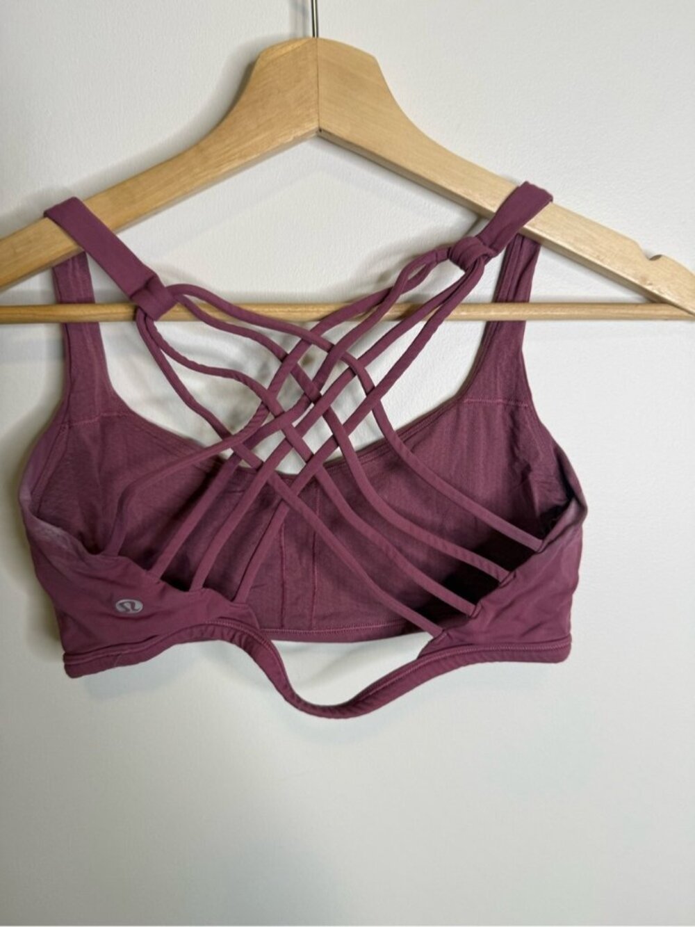 Lululemon free to be bra purple red burgundy size 8 - Picture 4 of 5